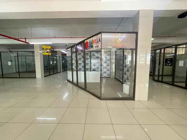 14  m² Retail Space