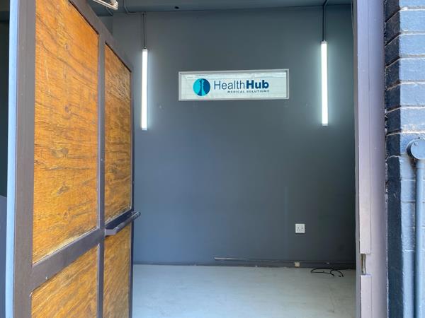 120  m² Commercial space