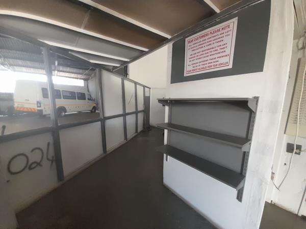 324  m² Commercial space