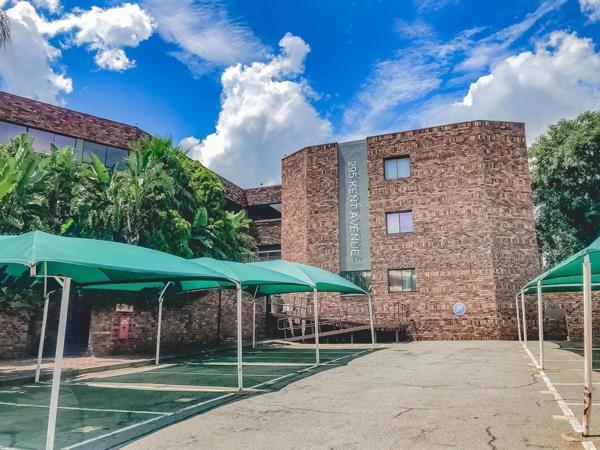 1 500  m² Commercial space