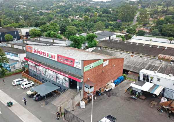 1 175  m² Industrial space