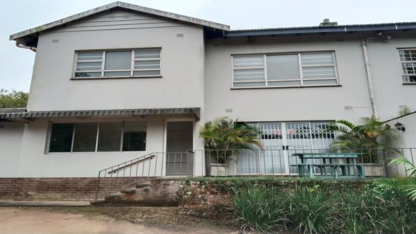 32  m² Commercial space