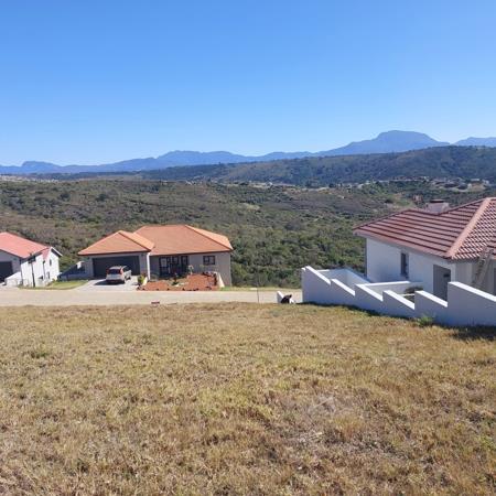 876 m² Land