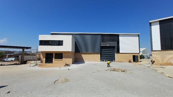 465  m² Industrial space