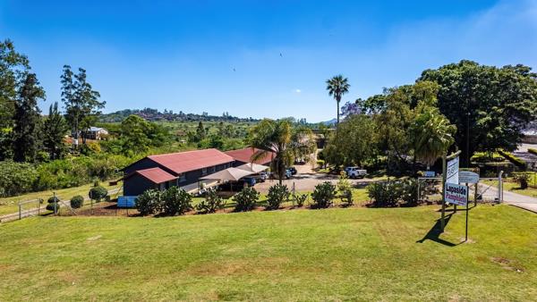 3 658  m² Industrial space