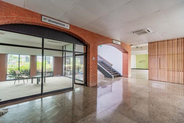 4 075  m² Industrial space