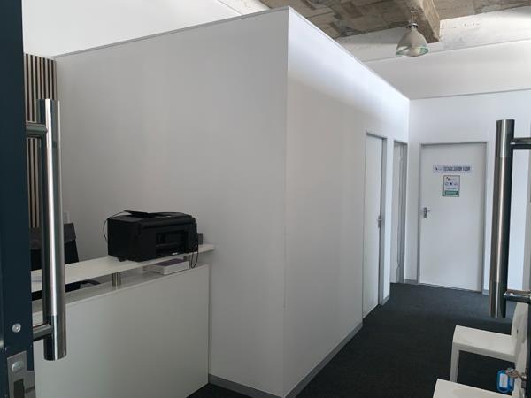 73  m² Commercial space