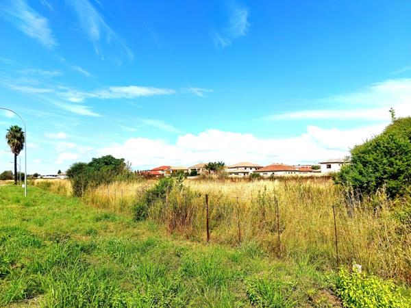941 m² Land