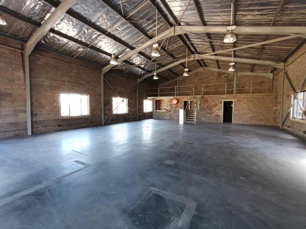 320  m² Industrial space
