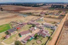 17.9 ha Farm