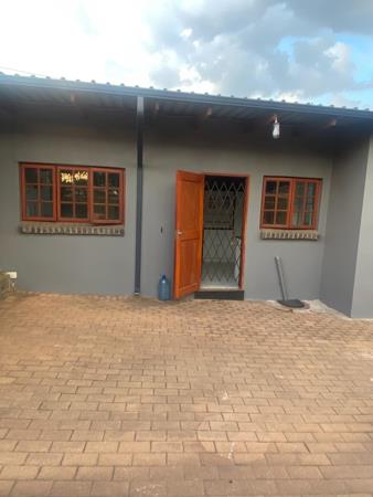 1 Bedroom Garden Cottage