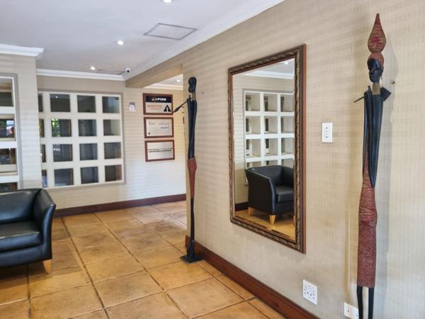 122  m² Office Space