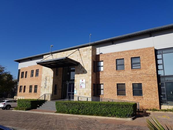 383  m² Commercial space