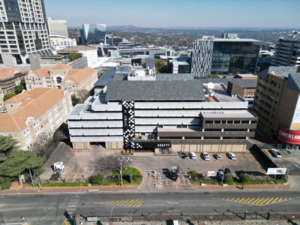 8 326  m² Commercial space