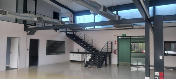 412 m² Commercial space