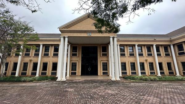 2 181  m² Commercial space