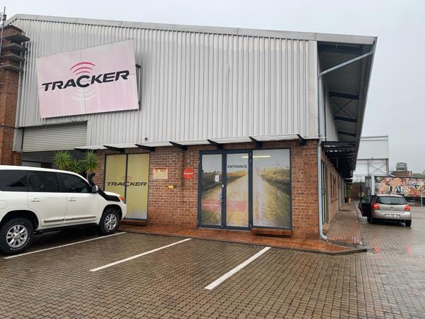 372  m² Industrial space