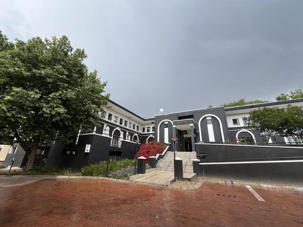 221  m² Commercial space