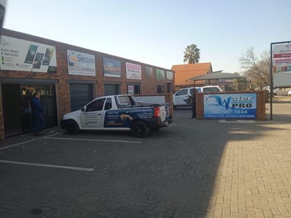 75  m² Commercial space