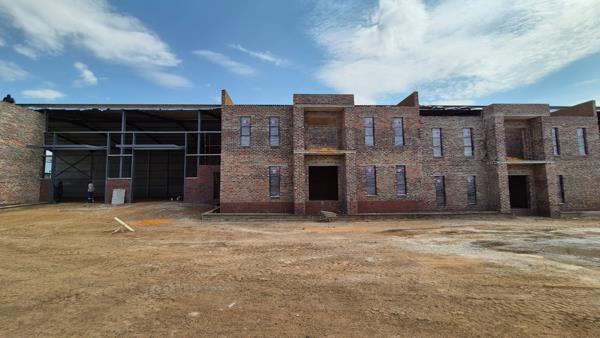 596  m² Industrial space