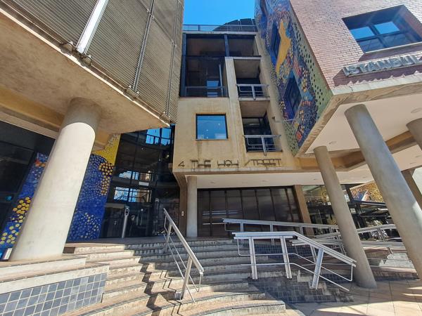 432  m² Commercial space