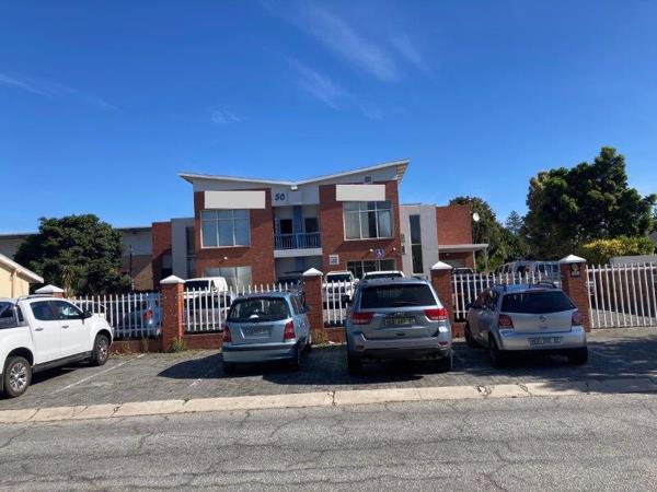 1 100  m² Industrial space