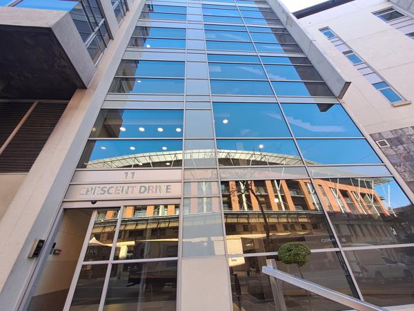 564  m² Commercial space