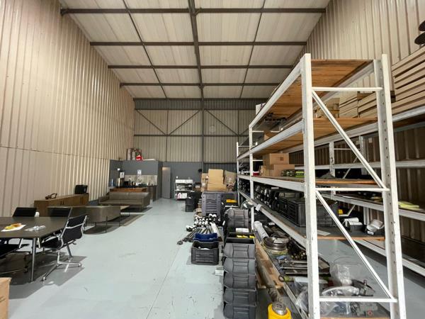 150  m² Industrial space