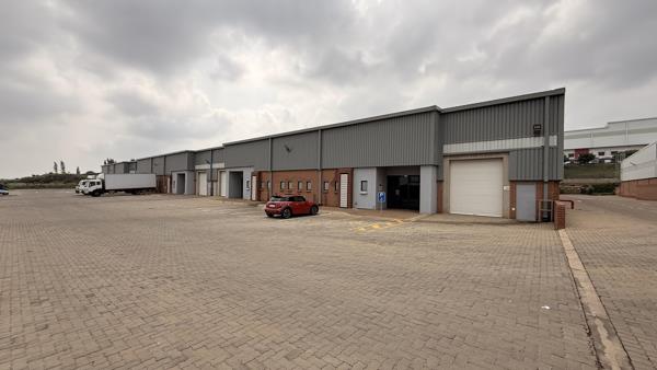 676  m² Industrial space