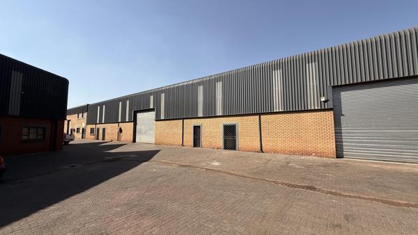 296  m² Industrial space