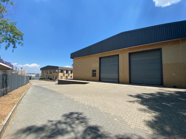 452  m² Commercial space