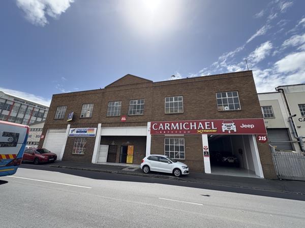 1 500  m² Industrial space