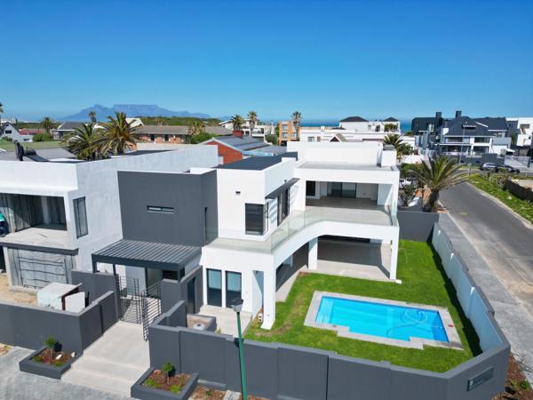 6 Bedroom House