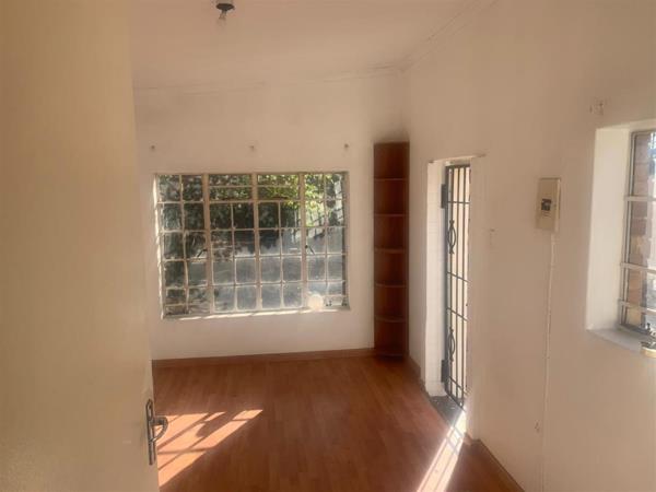 1 Bedroom House