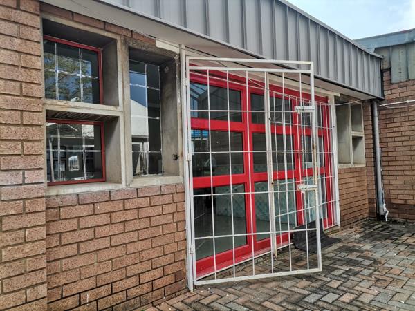 133  m² Commercial space