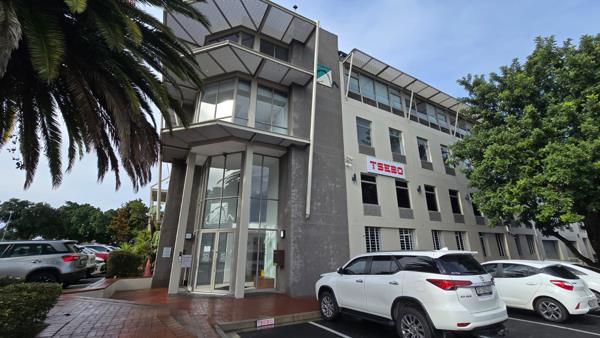 400  m² Commercial space