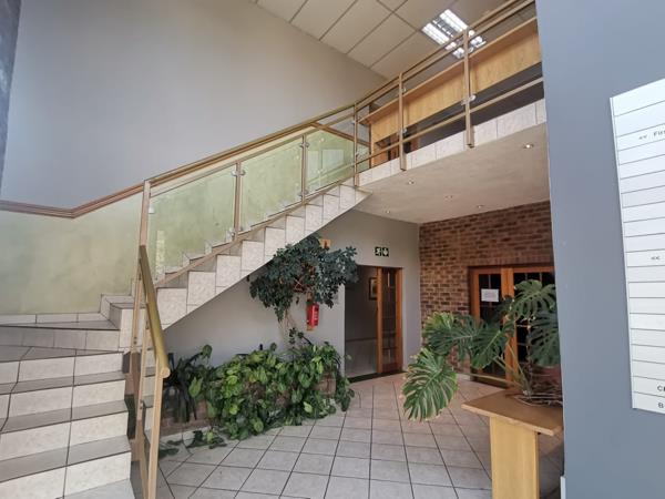 36  m² Commercial space