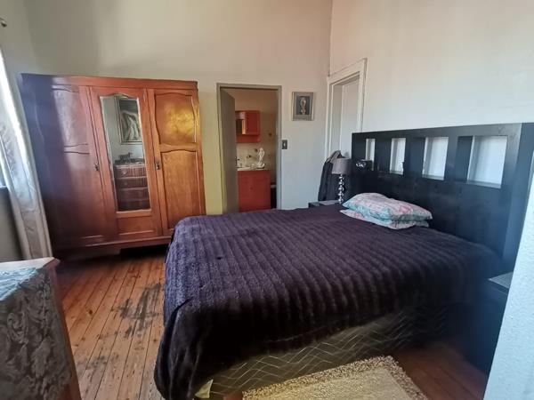 20 Bedroom House