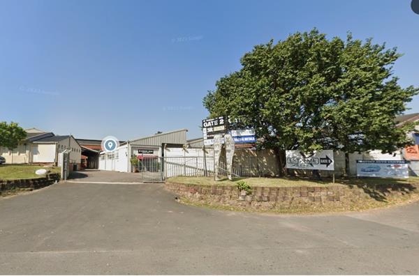 300  m² Commercial space