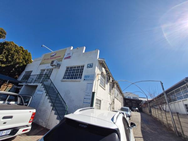 1 000  m² Industrial space