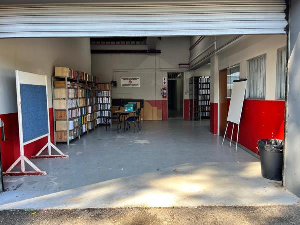 218  m² Commercial space