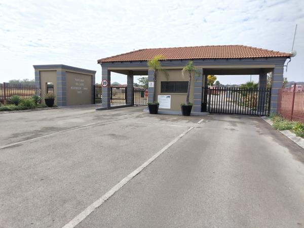460 m² Land
