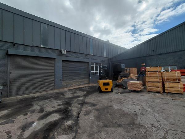 116  m² Commercial space