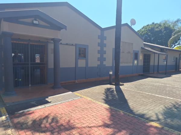 240  m² Office Space