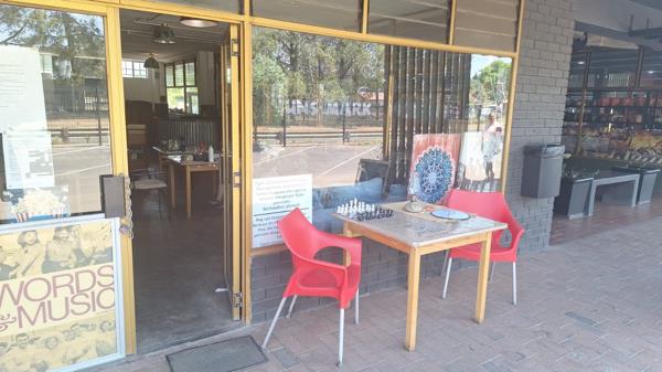 1  m² Commercial space