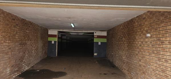 400  m² Commercial space