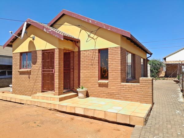 2 Bedroom House