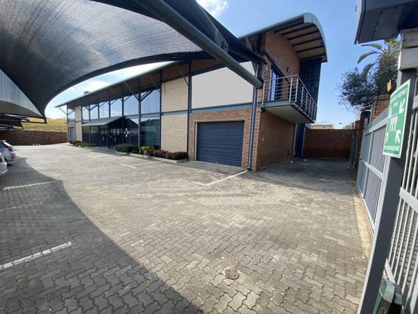 364  m² Industrial space