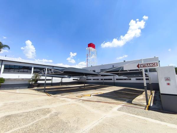 5 700  m² Industrial space