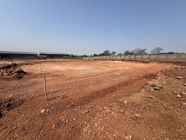 877  m² Industrial space